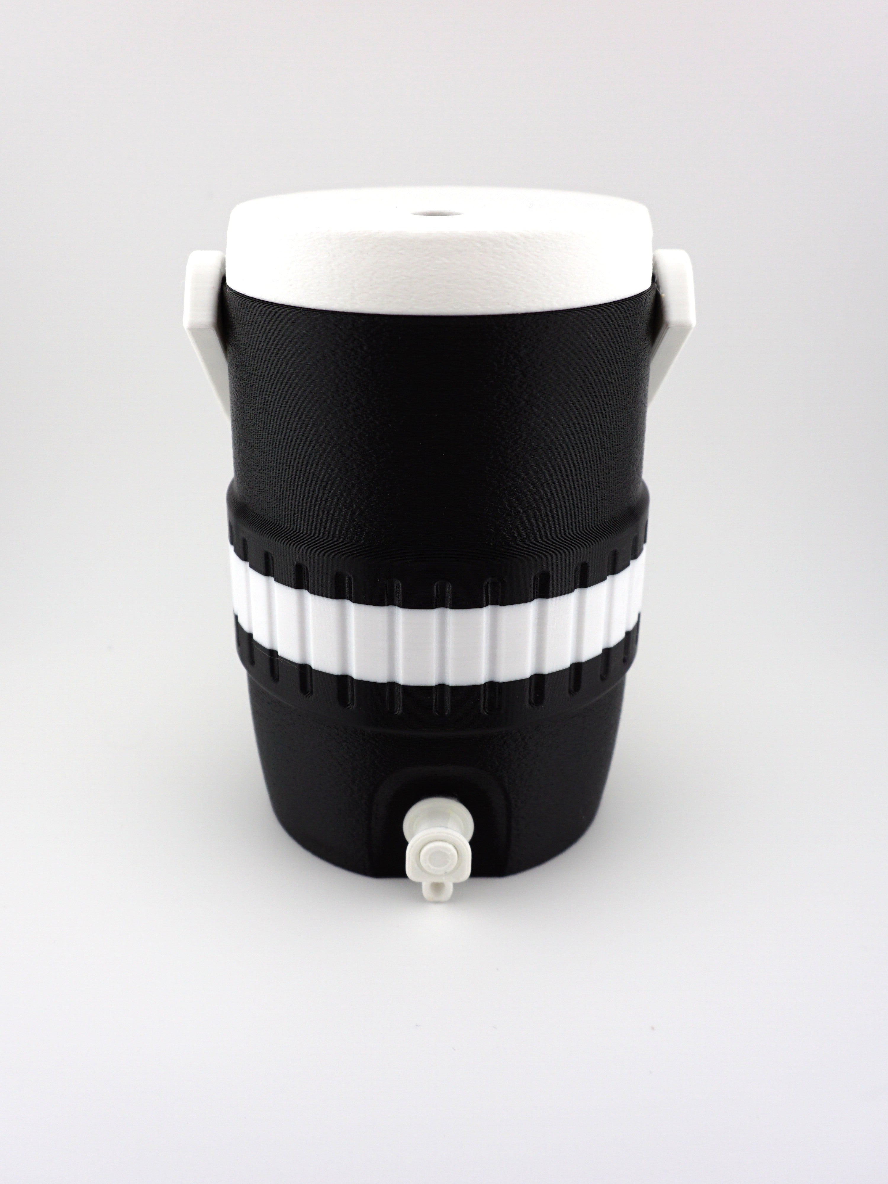 12 Ounce Can Cooler - Thin Line Edition